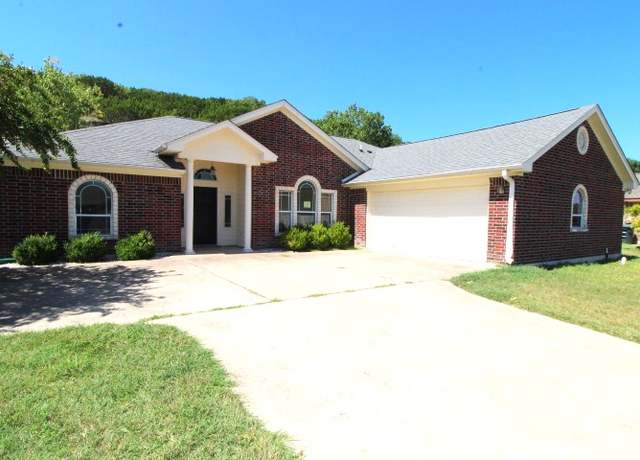 Property at 2003 Walker Place Blvd, Copperas Cove, TX 76522, 3 beds, 2 baths