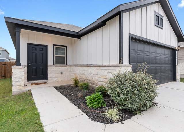 Property at 433 English Oak St, Georgetown, TX 78626, 3 beds, 2 baths