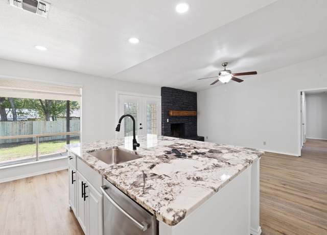 Property at 10001 Woodglen Dr, Austin, TX 78753, 3 beds, 2 baths