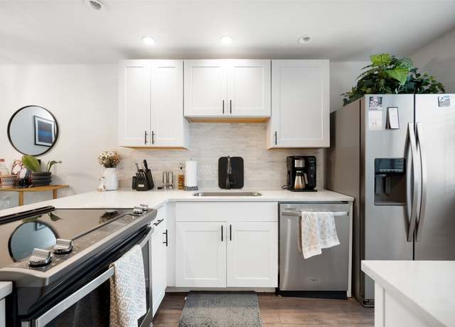Property at 1135 Barton Hills Dr #355, Austin, TX 78704, 1 bed, 1.5 baths