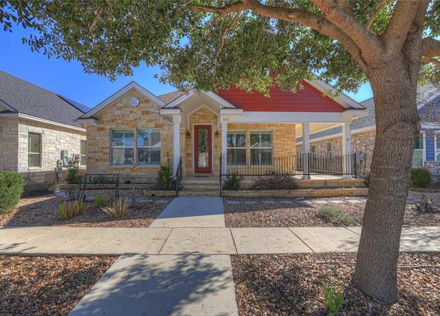 Property at 948 Hudson Ln, New Braunfels, TX 78130, 3 beds, 2 baths