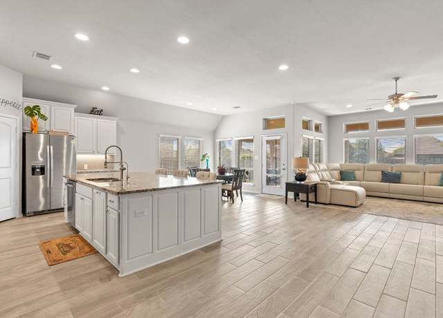 Property at 435 Field Corn Ln, San Marcos, TX 78666, 5 beds, 3 baths