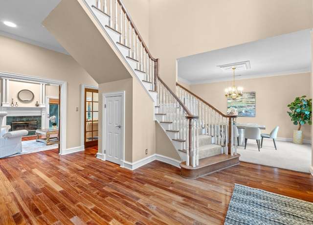 Property at 8900 Bell Mountain Dr, Austin, TX 78730, 4 beds, 4 baths