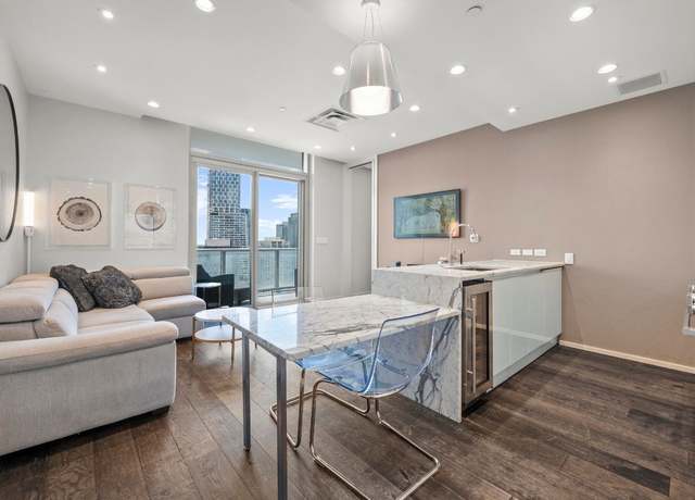 Property at 200 Congress Ave Unit 33BB, Austin, TX 78701, 1 bed, 1.5 baths