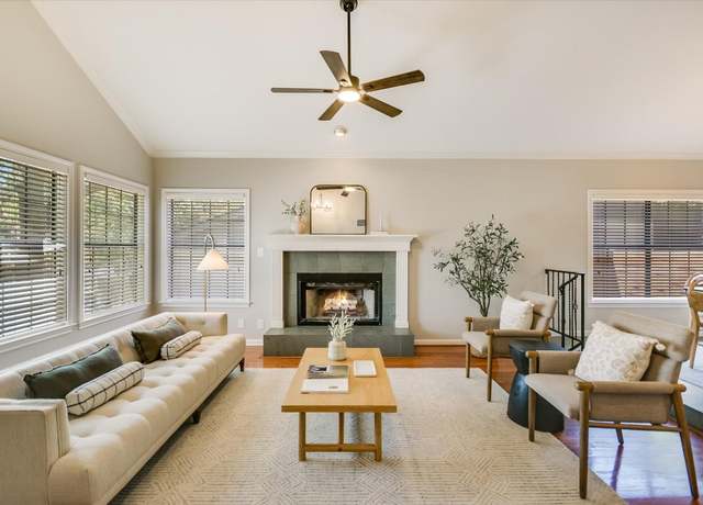 Property at 8112 Cardin Dr, Austin, TX 78759, 3 beds, 2.5 baths