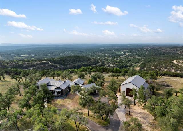 Property at 1276 Canyon Crossing Vw, Dripping Springs, TX 78620, 3 beds, 2.5 baths
