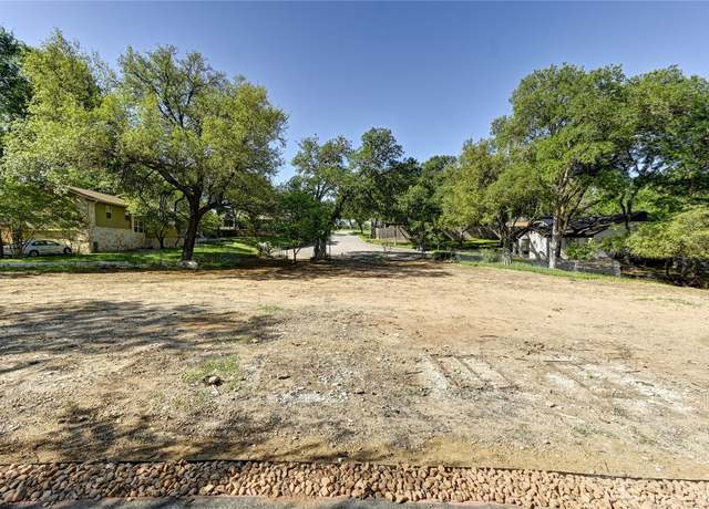 Property at 2000-2 Breeze Holw, Austin, TX 78741