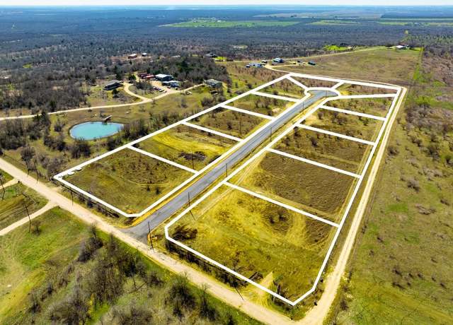 Property at 100 Sage Hills Dr, Lockhart, TX 78644