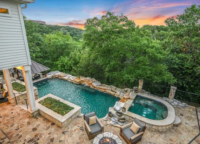 Property at 1703 Brookhaven Dr, Austin, TX 78704, 4 beds, 3.5 baths