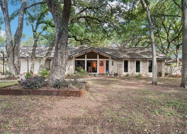 Property at 9503 Castlewood Dr, Austin, TX 78748, 4 beds, 3 baths