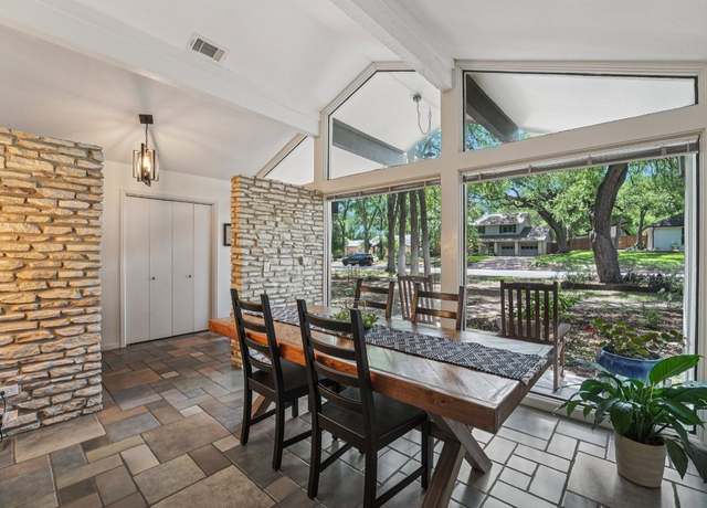 Property at 9503 Castlewood Dr, Austin, TX 78748, 4 beds, 3 baths