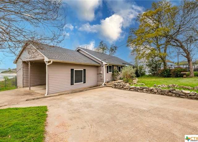 Property at 3735 Smoke Signal Rd, Belton, TX 76513, 3 beds, 2 baths