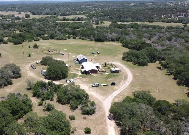 Property at 1315 Crossfire Trl, Killeen, TX 76542, 4 beds, 2 baths
