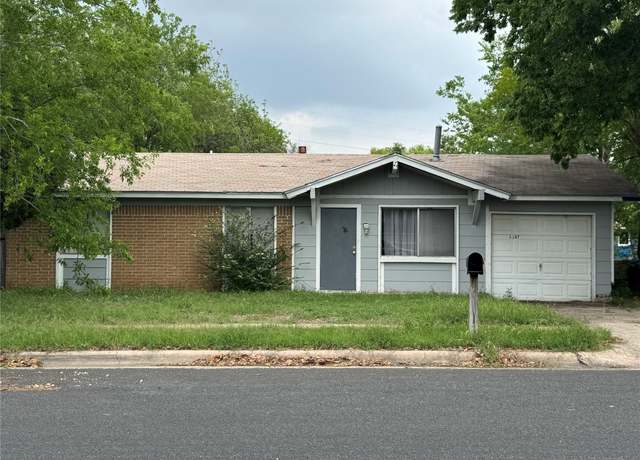 Property at 6107 Cougar Dr, Austin, TX 78745, 3 beds, 1.5 baths
