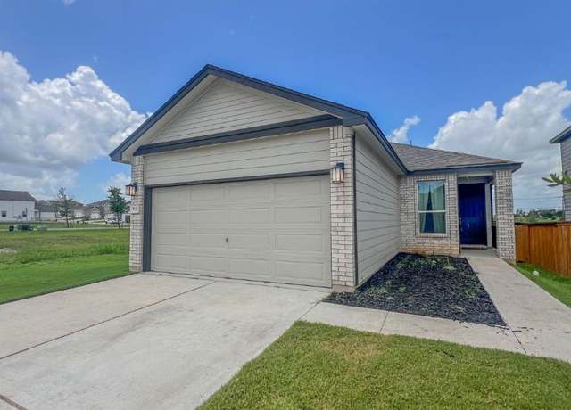 Property at 512 Barbary Coast Ln, Jarrell, TX 76537, 3 beds, 2 baths