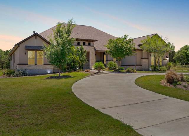 Property at 105 Council Oak Ct, Spicewood, TX 78669, 3 beds, 2.5 baths