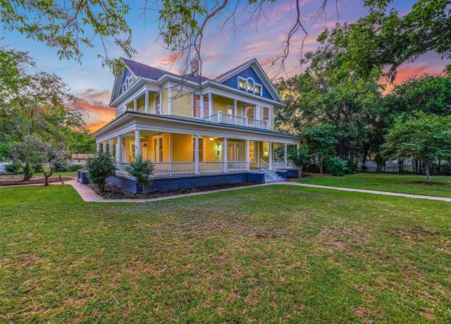 Property at 1302 Hill St, Bastrop, TX 78602, 5 beds, 3.5 baths