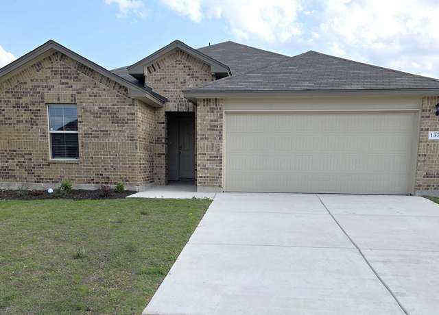 Property at 137 Willers Rd, Jarrell, TX 76537, 4 beds, 2 baths