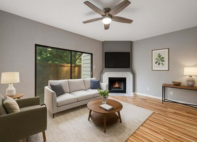 Property at 11821 Bittern Holw #27, Austin, TX 78758, 2 beds, 2.5 baths