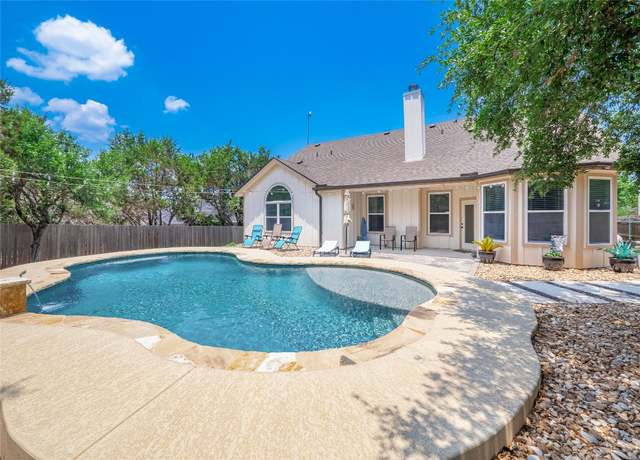 Property at 7 Redwood Cir, Wimberley, TX 78676, 4 beds, 2 baths