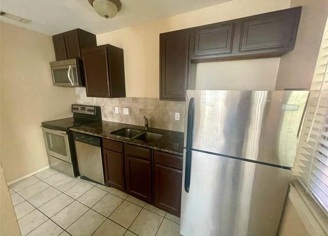 Property at 4405 Avenue A Ave #4, Austin, TX 78751, 1 bed, 1 bath