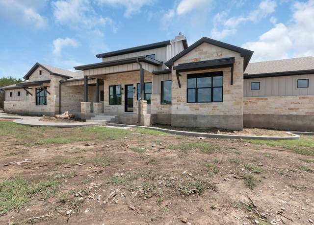 Property at 209 Burnet Oaks Dr, Burnet, TX 78611, 3 beds, 3.5 baths