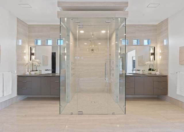 Property at 8400 Denali Pkwy, Austin, TX 78726, 4 beds, 4.5 baths