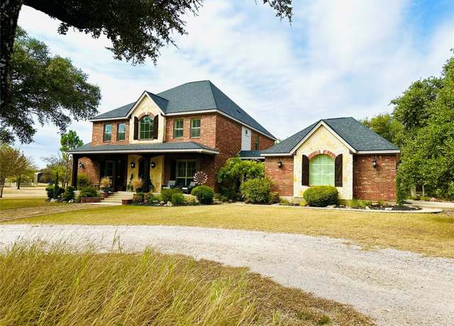 Property at 300 Copper Ln, Leander, TX 78641, 4 beds, 3.5 baths