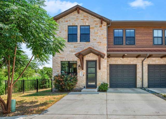 Property at 808A E 17th St, Georgetown, TX 78626, 3 beds, 2.5 baths