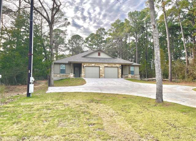 Property at 386 Tahitian Dr, Bastrop, TX 78602, 4 beds, 4 baths