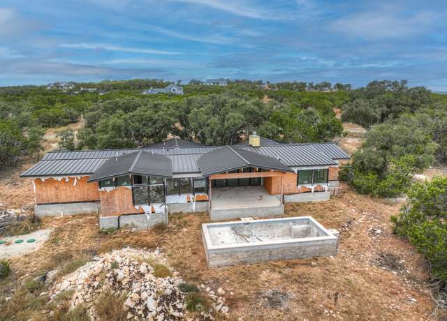 Property at 1722 Paradise Pkwy, Canyon Lake, TX 78133, 4 beds, 4 baths