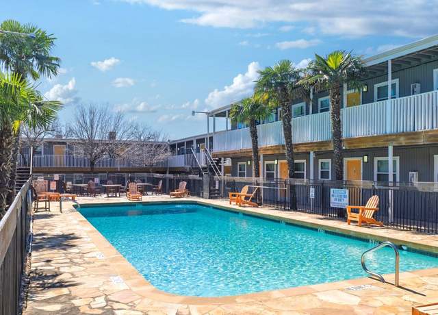 Property at 2401 Manor Rd #204, Austin, TX 78722, 2 beds, 1 bath