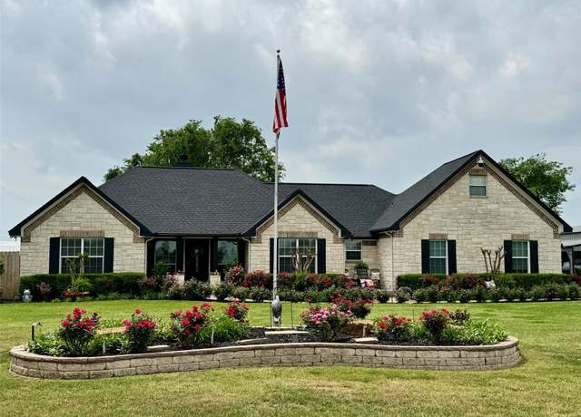 Property at 3355 Old Plum Hwy, La Grange, TX 78945, 4 beds, 2 baths