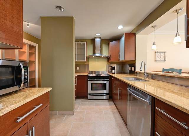 Property at 1707 Spyglass Dr #74, Austin, TX 78746, 2 beds, 2 baths