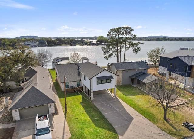 Property at 411 W Greenbriar Dr, Marble Falls, TX 78654, 5 beds, 3 baths