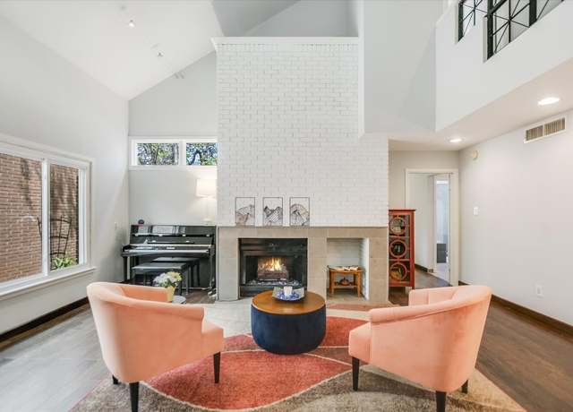 Property at 5622 Parade Rdg, Austin, TX 78731, 3 beds, 2.5 baths