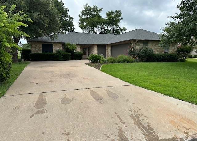 Property at 145 Turkey Run, Meadowlakes, TX 78654, 3 beds, 2 baths