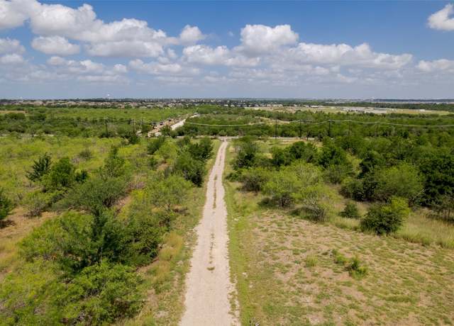 Property at 474 Heidenreich Ln, Kyle, TX 78640, 3 beds, 2 baths