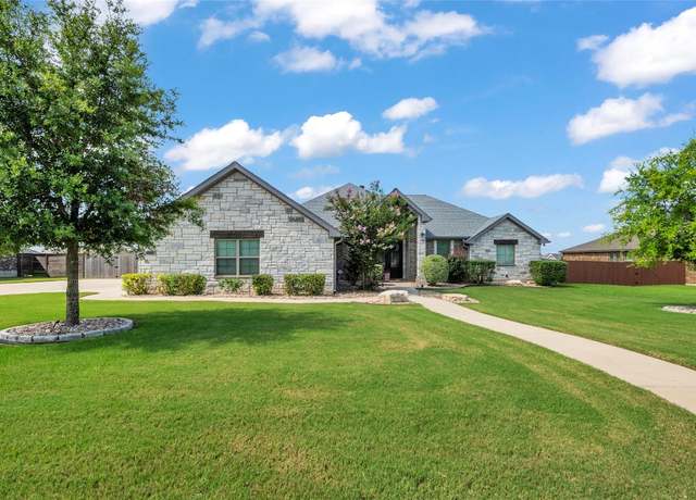 Property at 8219 Collins Creek Dr, Salado, TX 76571, 5 beds, 3.5 baths