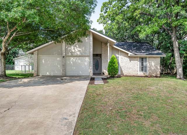 Property at 1906 Garden Villa Dr, Georgetown, TX 78628, 3 beds, 2 baths