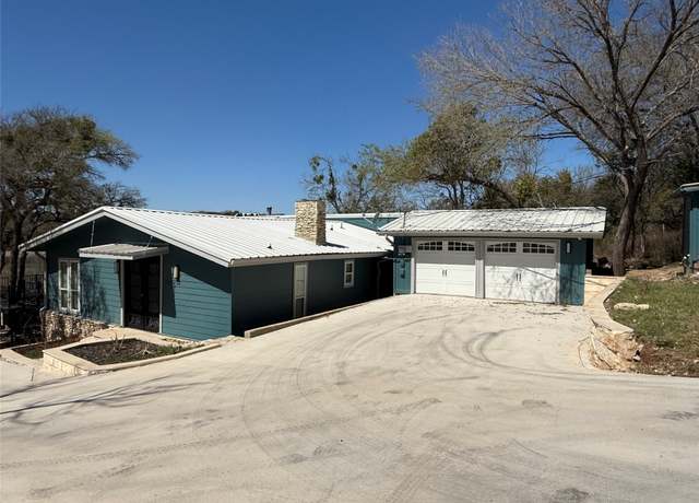 Property at 25005 Lake View Dr, Spicewood, TX 78669, 5 beds, 2.5 baths