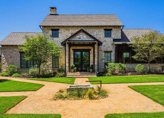 Property at 48 Wimberley Trl, Fredericksburg, TX 78624, 5 beds, 6 baths