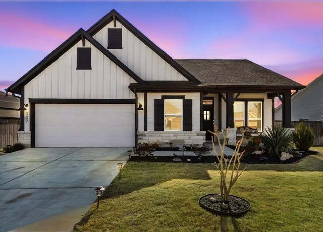 Property at 107 Freeman Day Dr, Bastrop, TX 78602, 3 beds, 2 baths