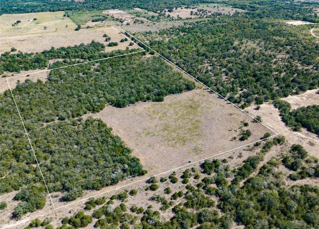 Property at 13 Armstrong Rd, Waelder, TX 78959