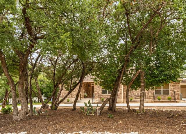 Property at 805 Willow Creek Cir, San Marcos, TX 78666, 3 beds, 3 baths