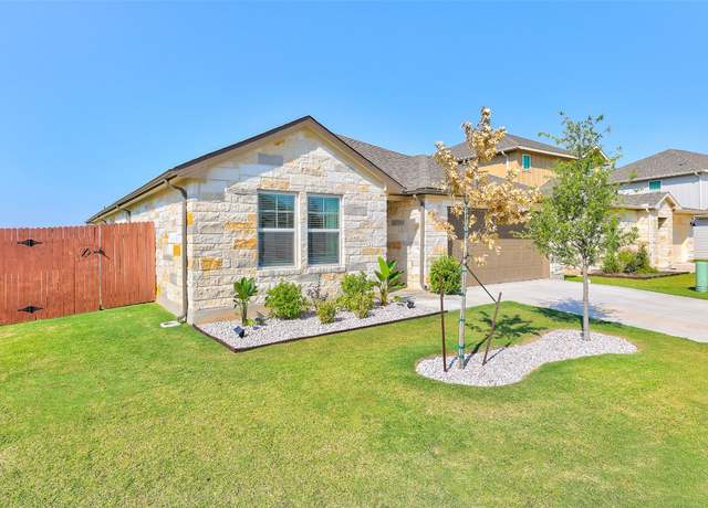 Property at 101 Skyview Farm Ln, Liberty Hill, TX 78642, 4 beds, 3 baths