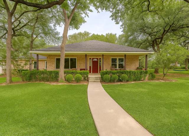 Property at 4104 Oak St, San Marcos, TX 78666, 4 beds, 3 baths
