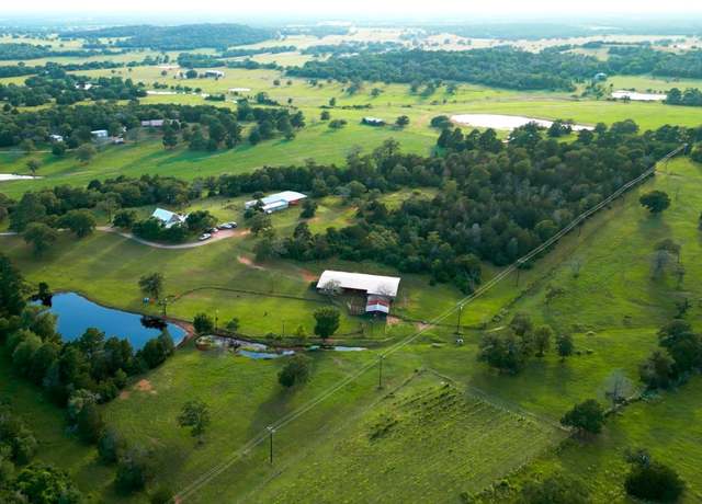 Property at 1163 Private Road 6002, Giddings, TX 78942, 4 beds, 4.5 baths