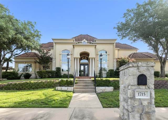 Property at 1715 Palisades Pointe Ln, Austin, TX 78738, 5 beds, 4 baths