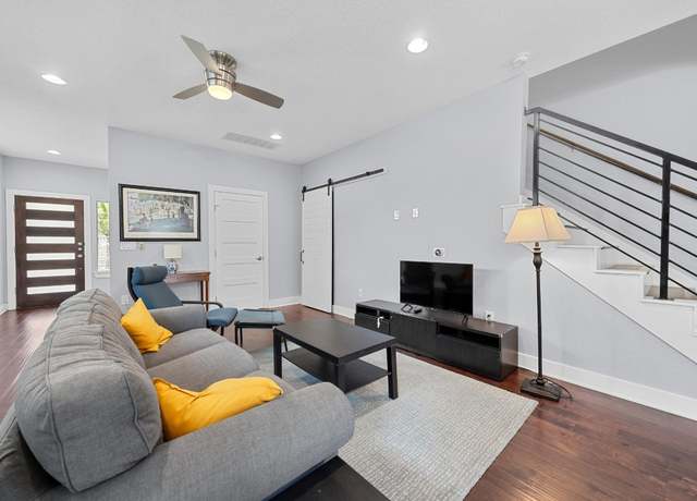 Property at 312 Delmar Ave Unit B, Austin, TX 78752, 3 beds, 2.5 baths